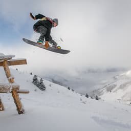 Snowboard